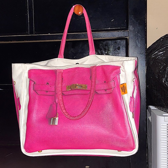 banane talpel Bags This Purse Is From Banane Taipei The Purse Is A